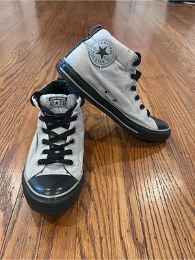 Converse street Mid High Top Sneakers - 10